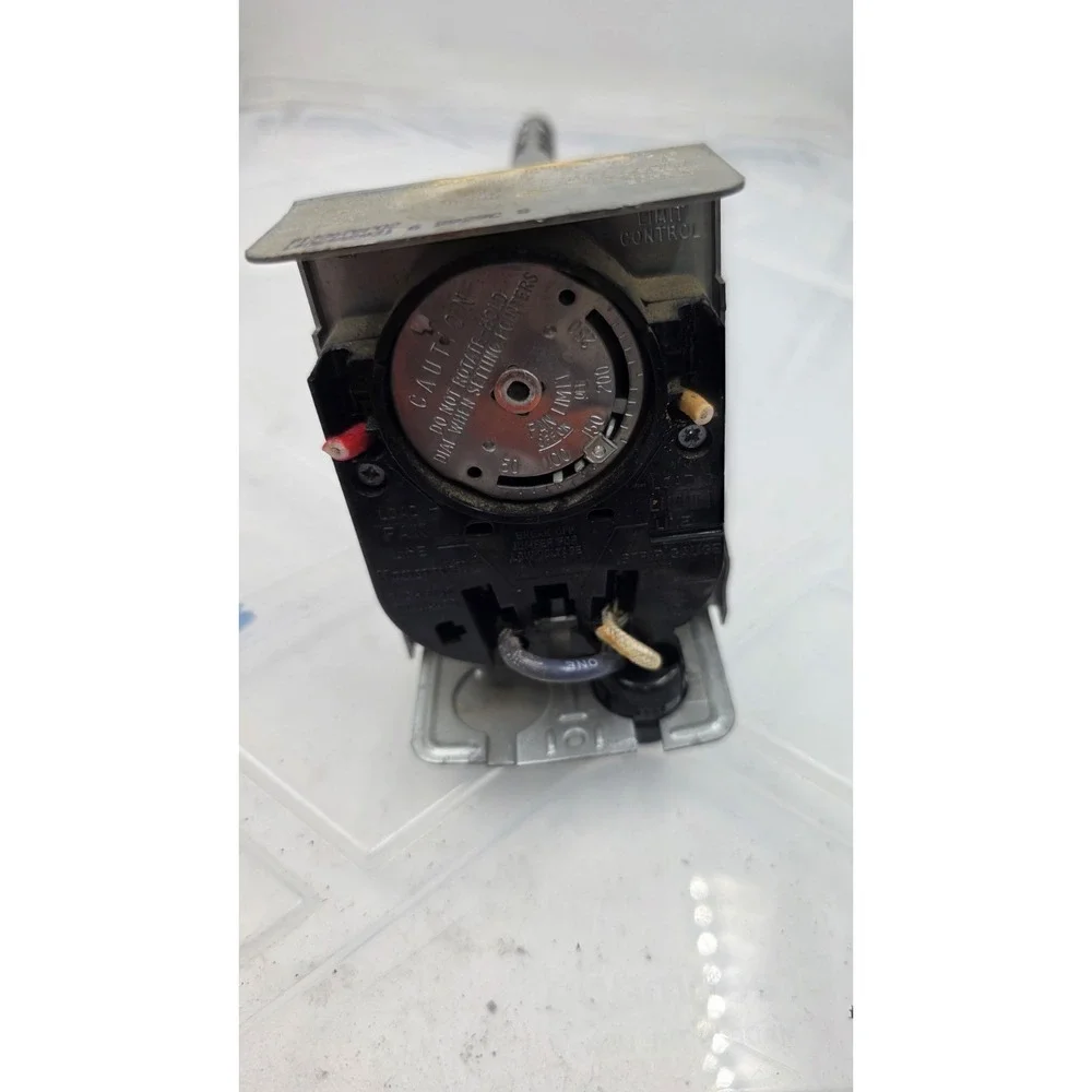 Furnace Fan and Limit Control L4064B 2931 Honeywell